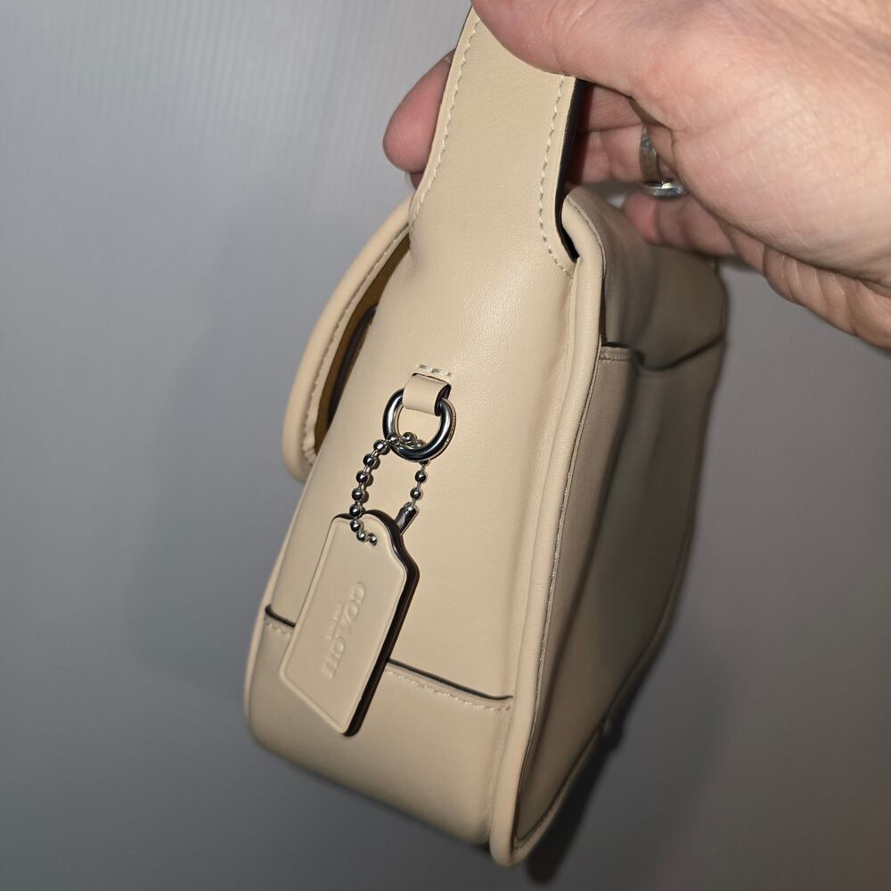 Coach Tabby Messenger Handbag Crossbody Cream Ivory Glovetanned Leather NWOT - Picture 8 of 15